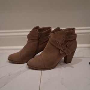 Hot Kiss Tan Ankle Booties